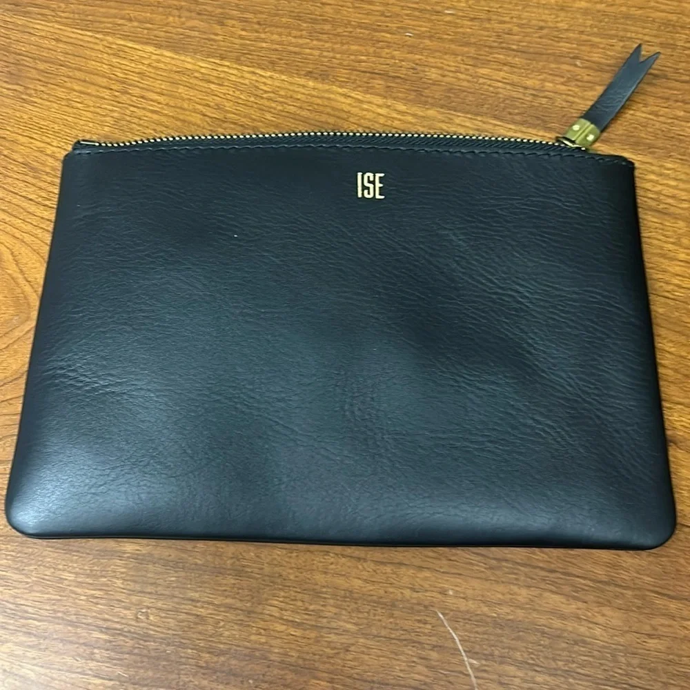Madewell The Leather Pouch Clutch MONOGRAM ISE